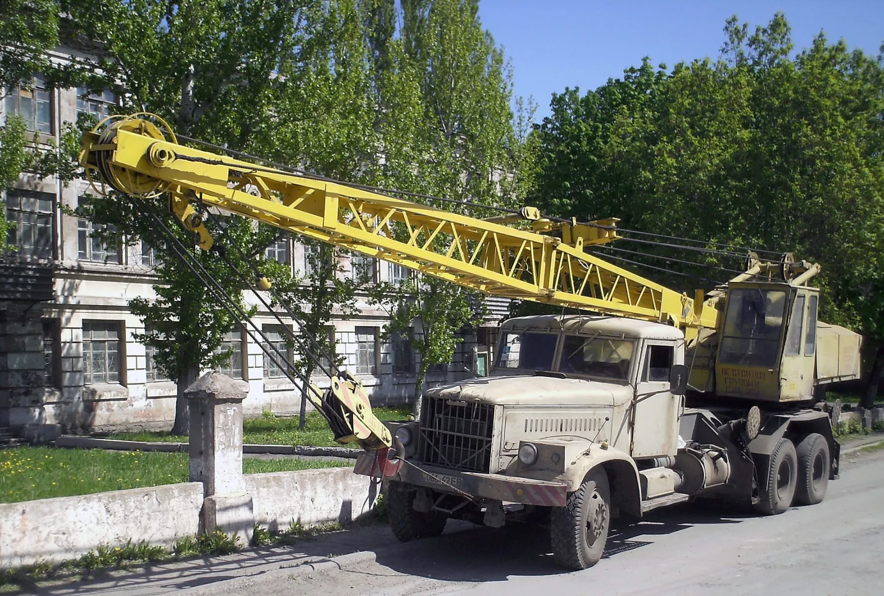 Автокран на шасси КрАЗ-257 в Краматорске
