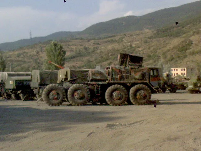 Большегрузный тягач МАЗ-537