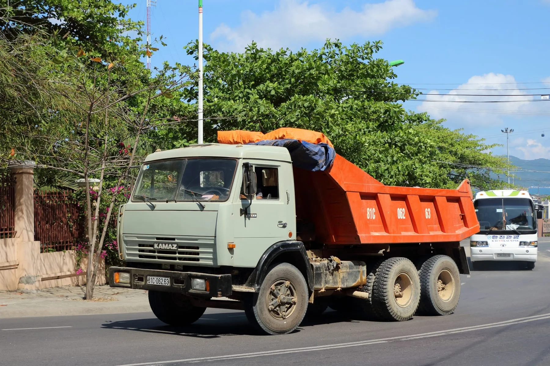 КамАЗ-5511 во вьетнамском Нячанге