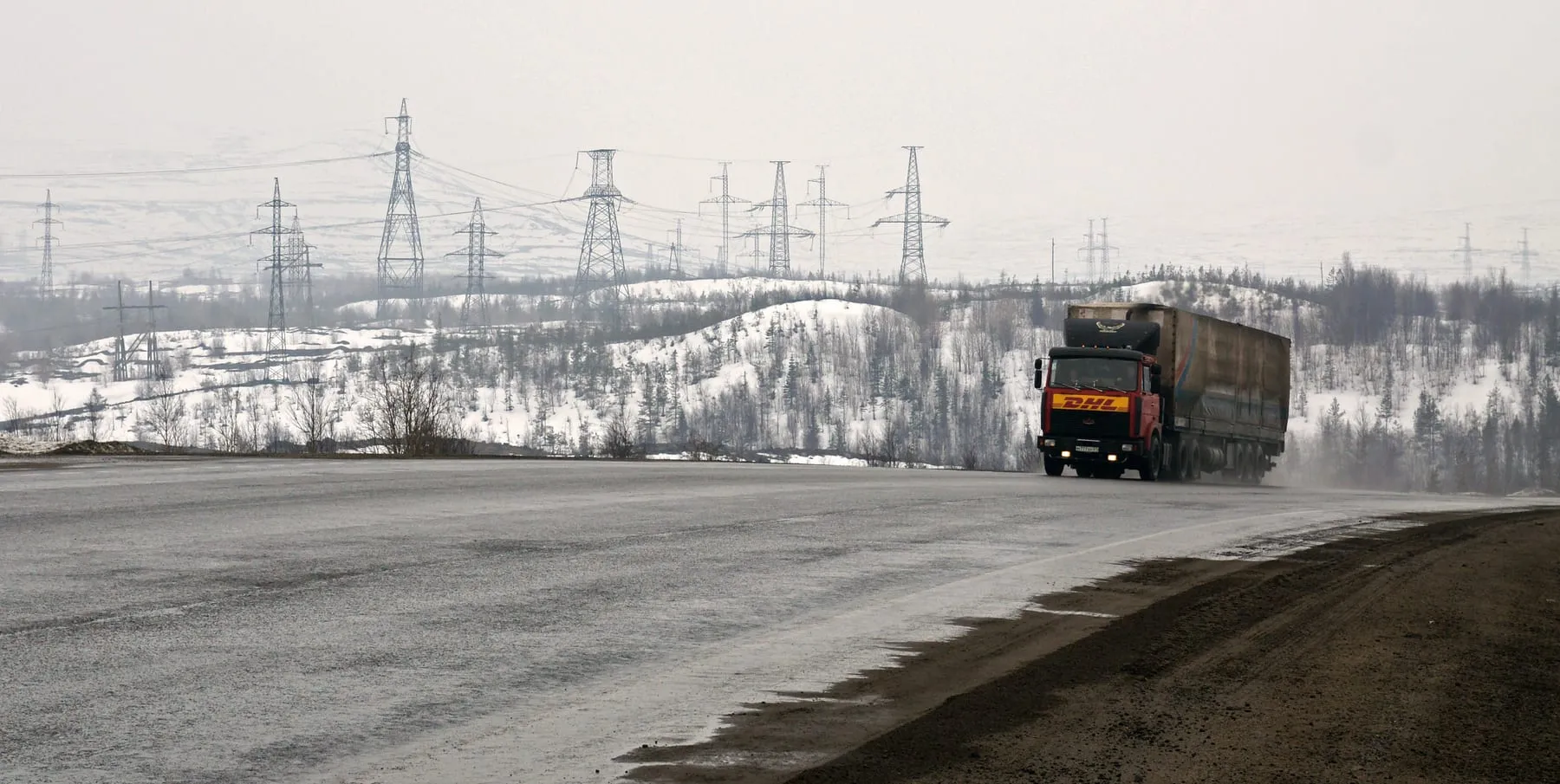 МАЗ на трассе М18 под Мончегорском